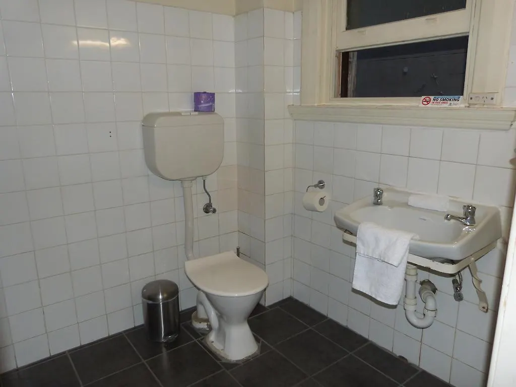 Inn Ambassadors Hotel Adelaide