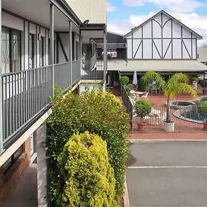 Motel Ibis Styles Manor, Adelaide