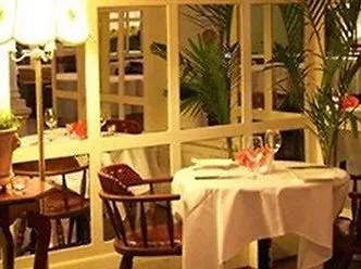 Locanda Ambassadors Hotel Adelaide