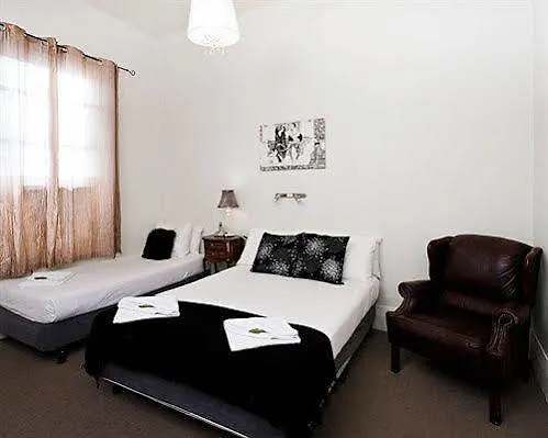 *** Zajazd Ambassadors Hotel Adelajda Australia